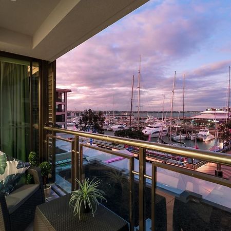 Extravagant Escape Apartment Auckland Exterior photo